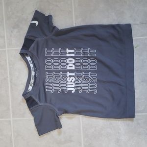 Nike t-shirt